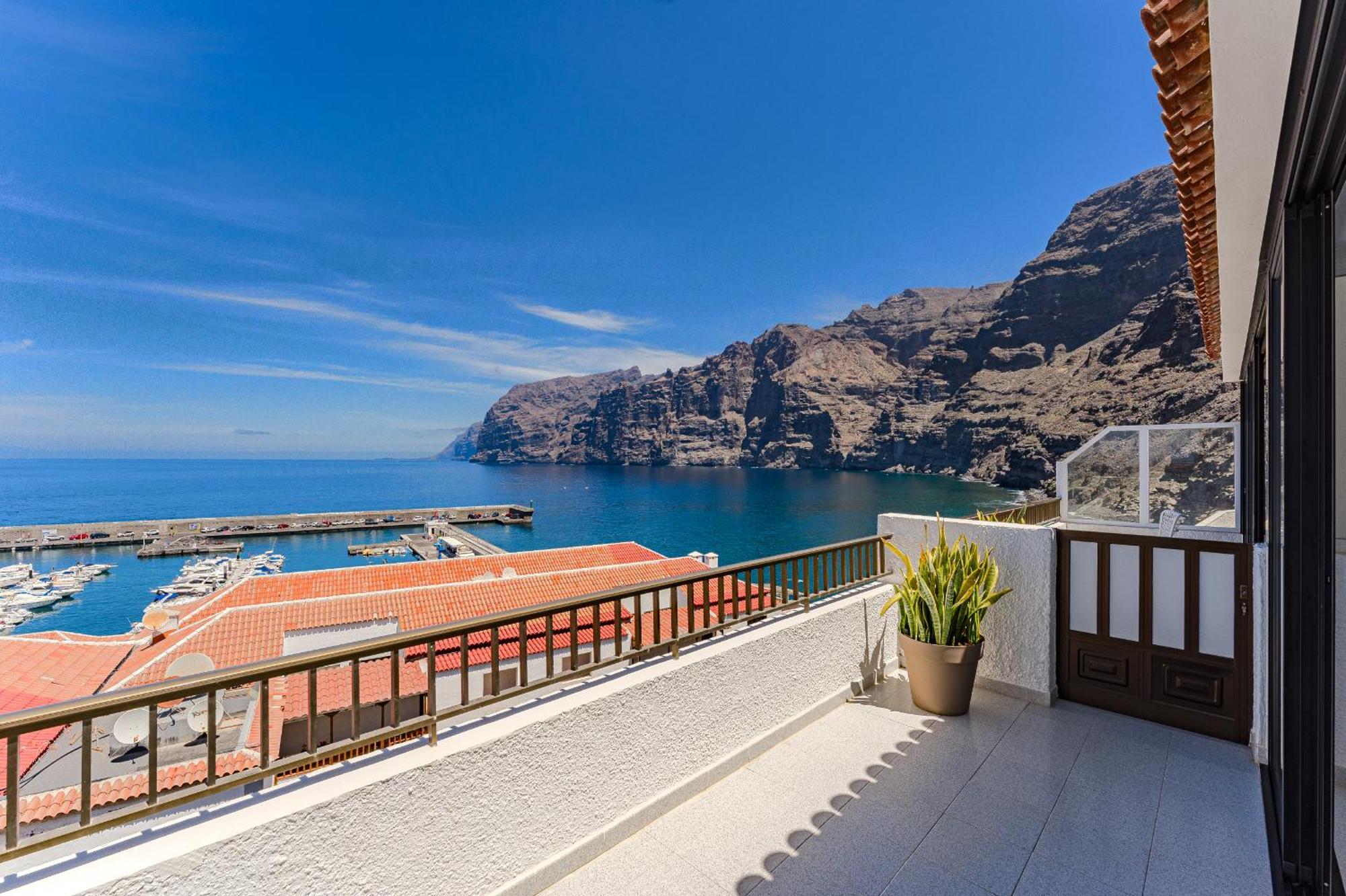 Panoramic View In Gigantes *